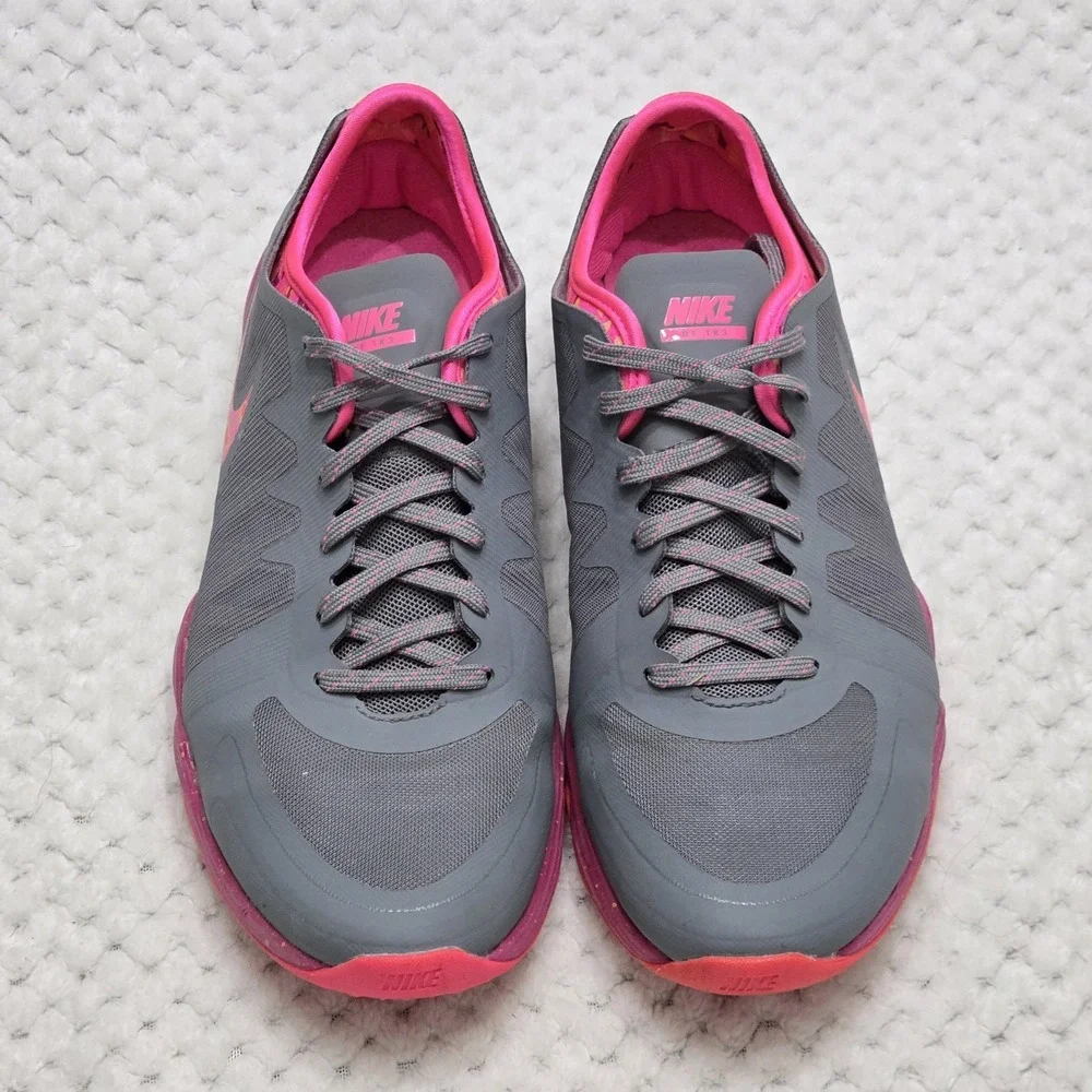 Nike 2015 Dual Fusion TR 3 #724812-005 Women's Size 8‎ Gray Pink Running Shoes